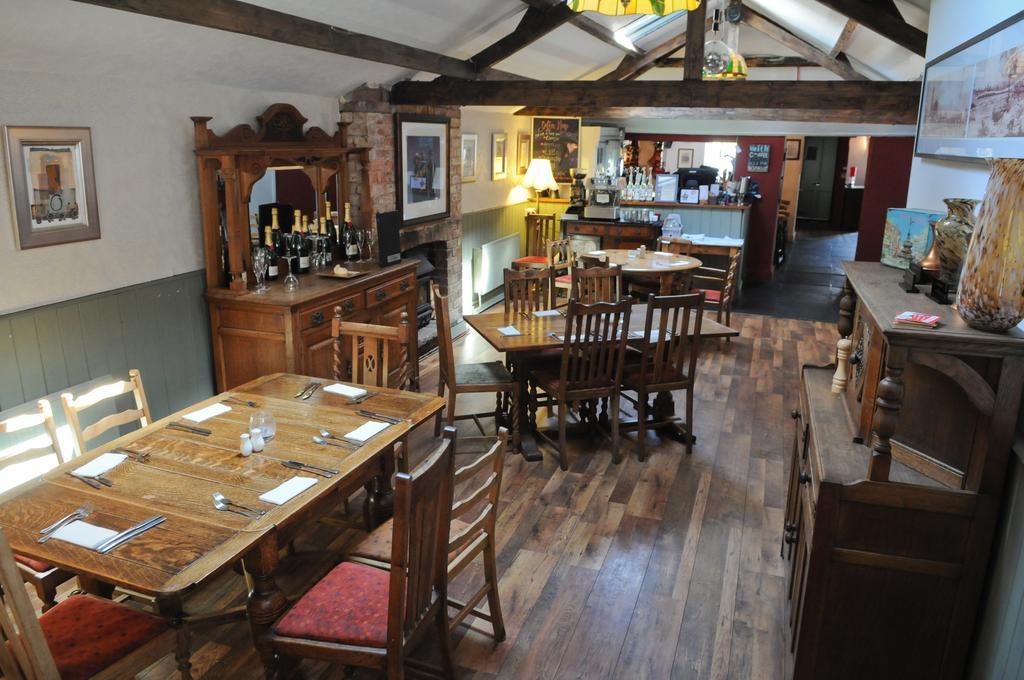 The New Court Inn Usk Εξωτερικό φωτογραφία