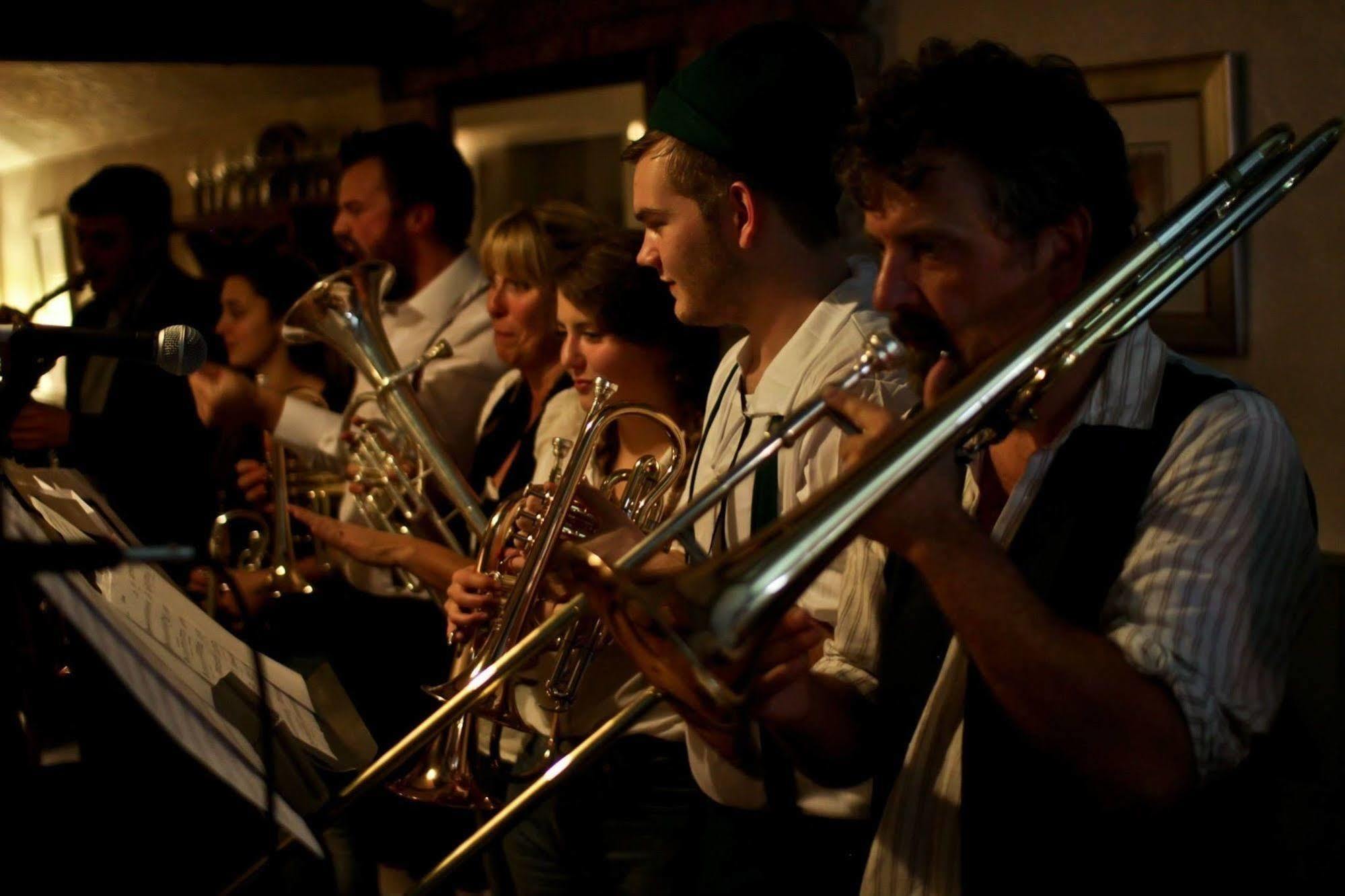 The New Court Inn Usk Εξωτερικό φωτογραφία