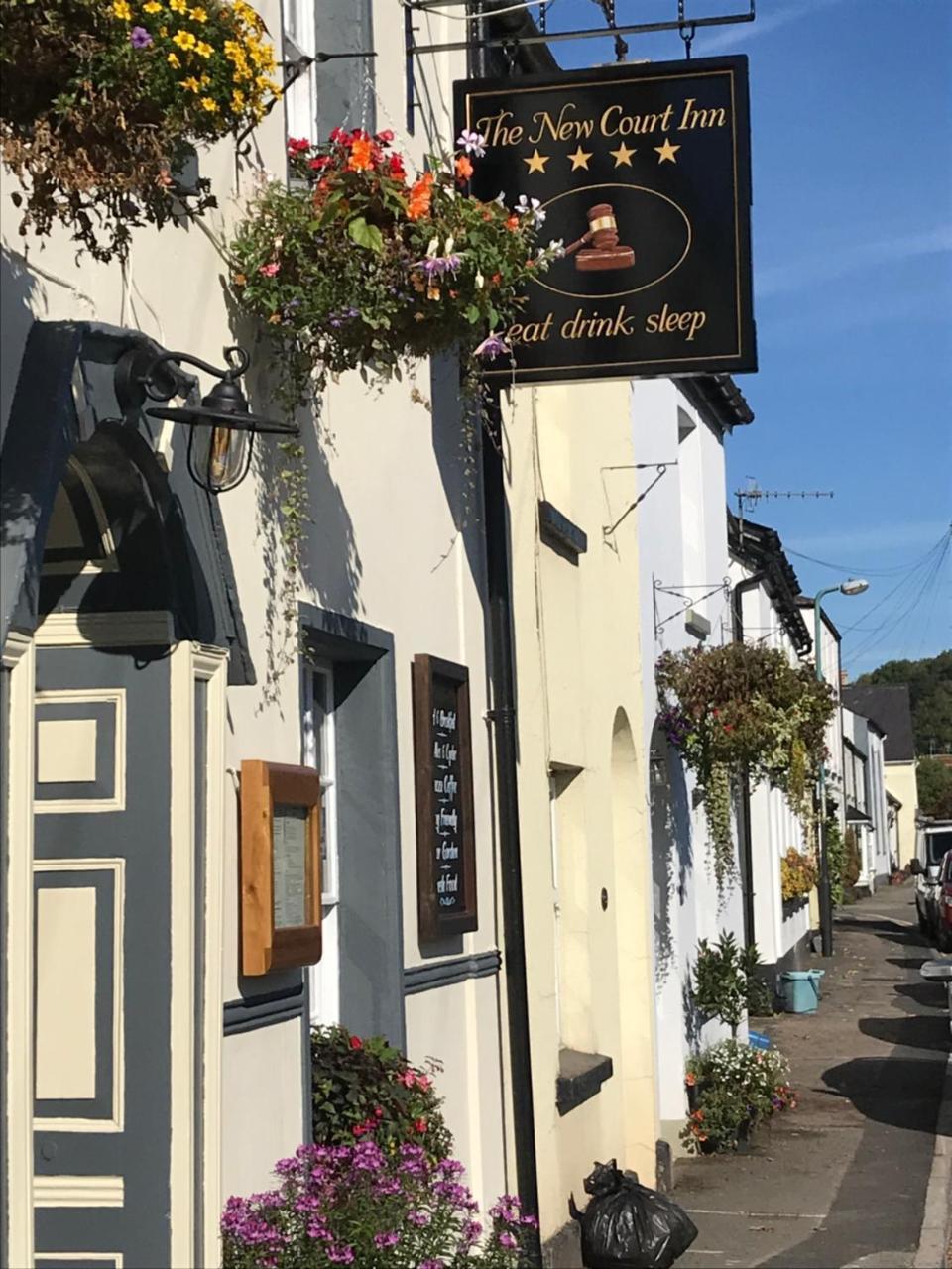 The New Court Inn Usk Εξωτερικό φωτογραφία